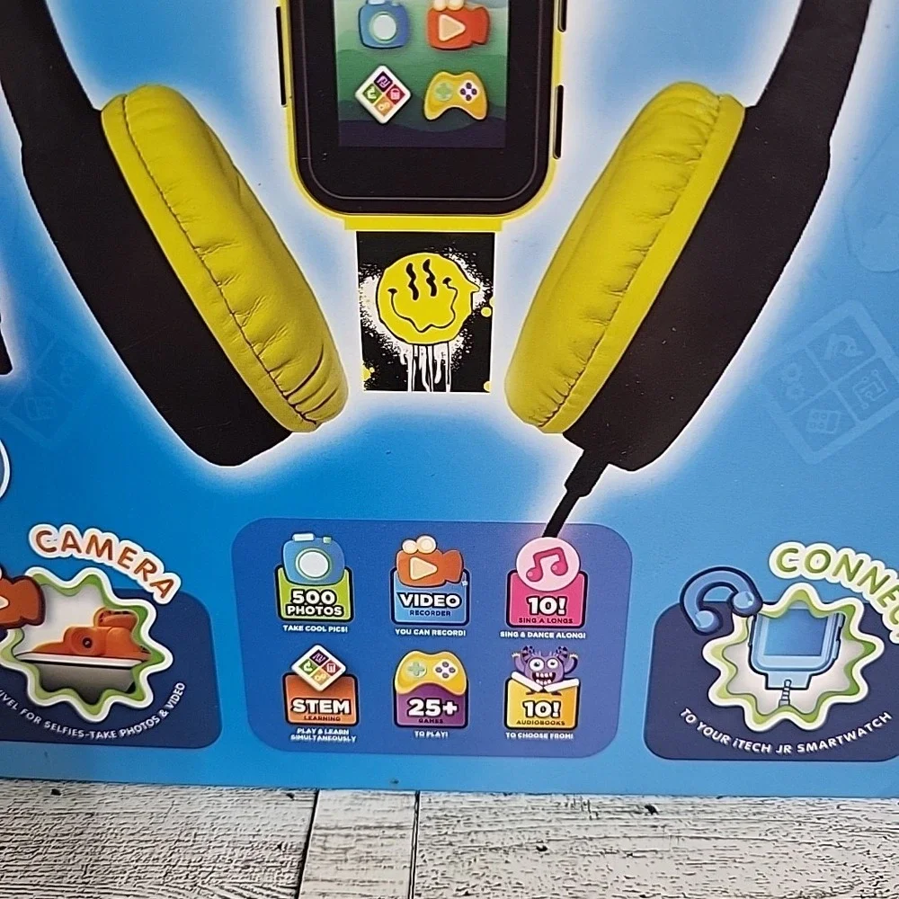 itech jr Kids Smartwatch with Headphones 3+ MP3 Camera Record 25+ Game‎ STEM